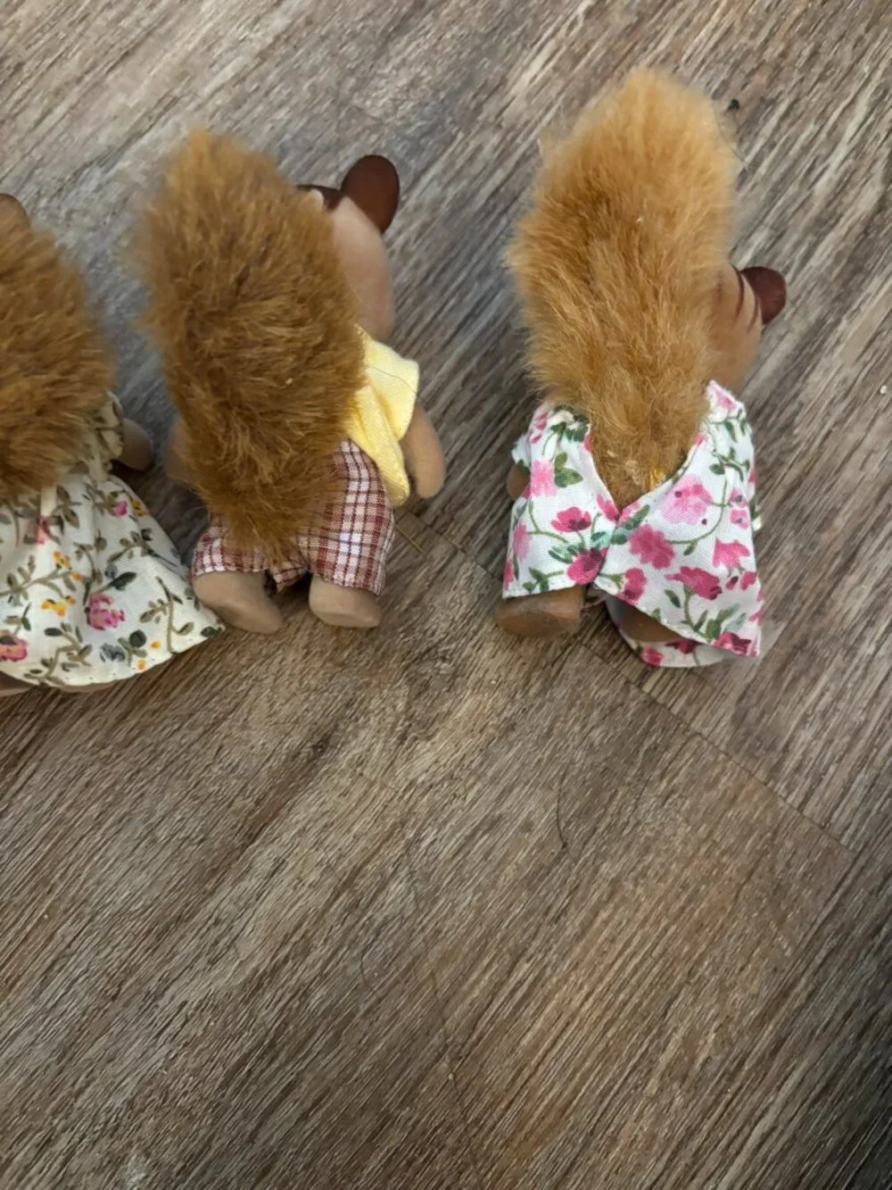 Lot 7 Sylvanian Families Calico Critters Walnut Squirrel w/babies twins